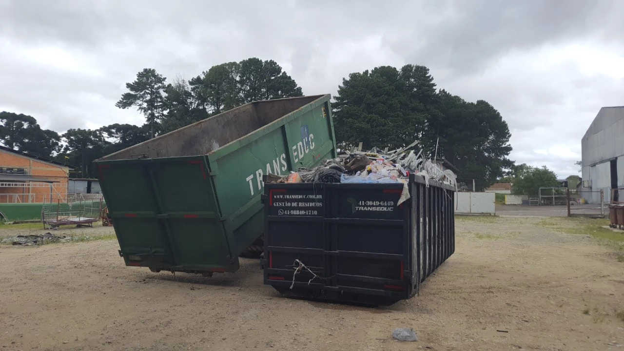 Serviço de destinação de resíduos sólidos em São José dos Pinhais
