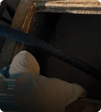 Serviço de limpeza com equipamento de alta pressão